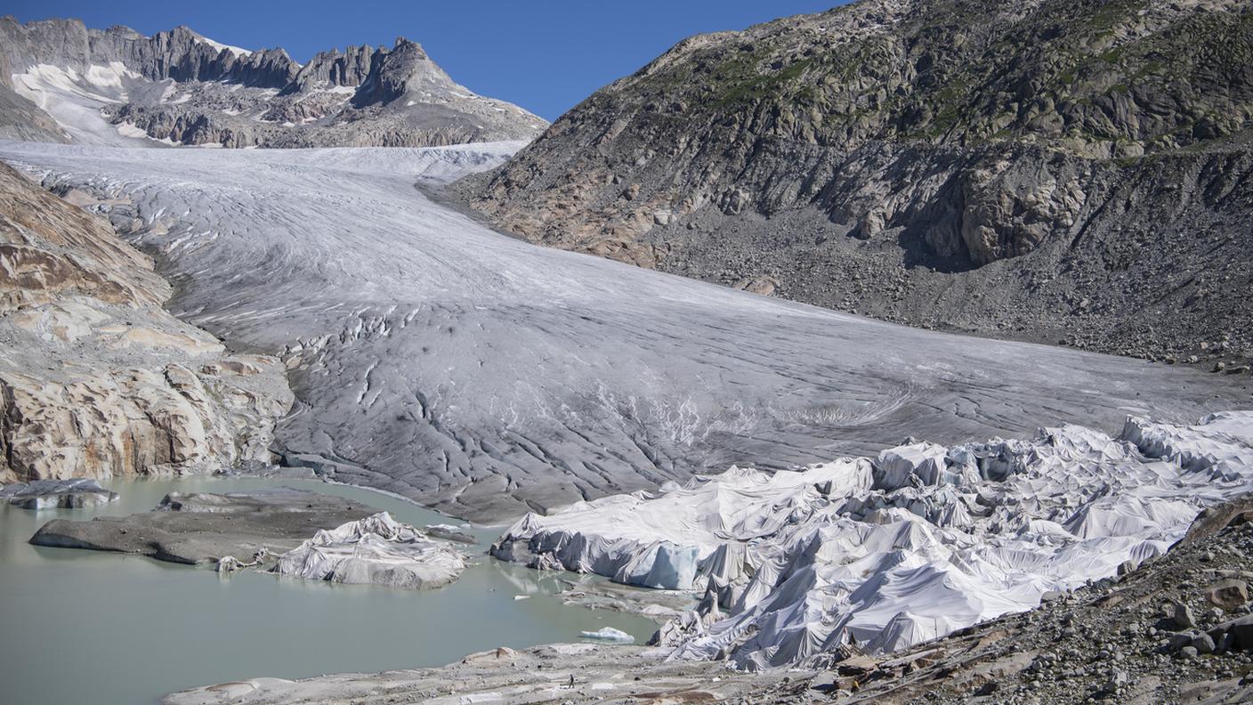 Uno dei progetti controversi riguarda la zona del ghiacciaio del Rodano in Vallese