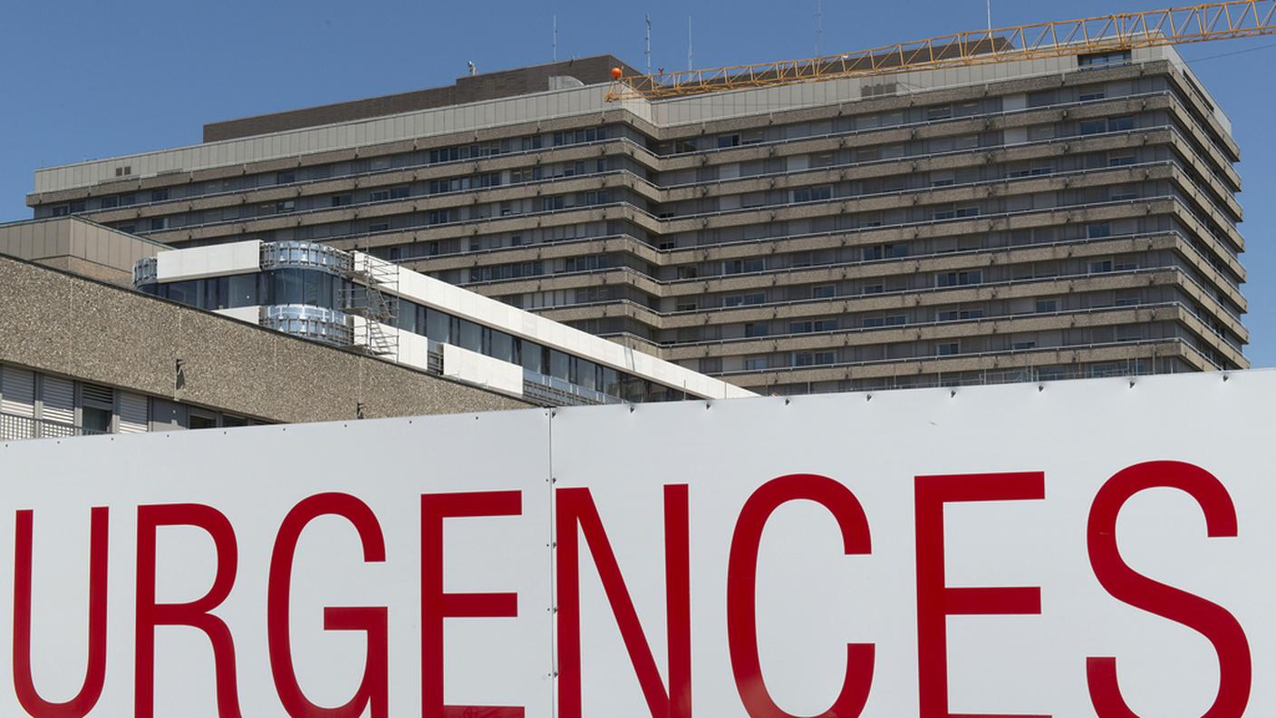 L'uomo è attualmente ricoverato per accertamenti al CHUV 
