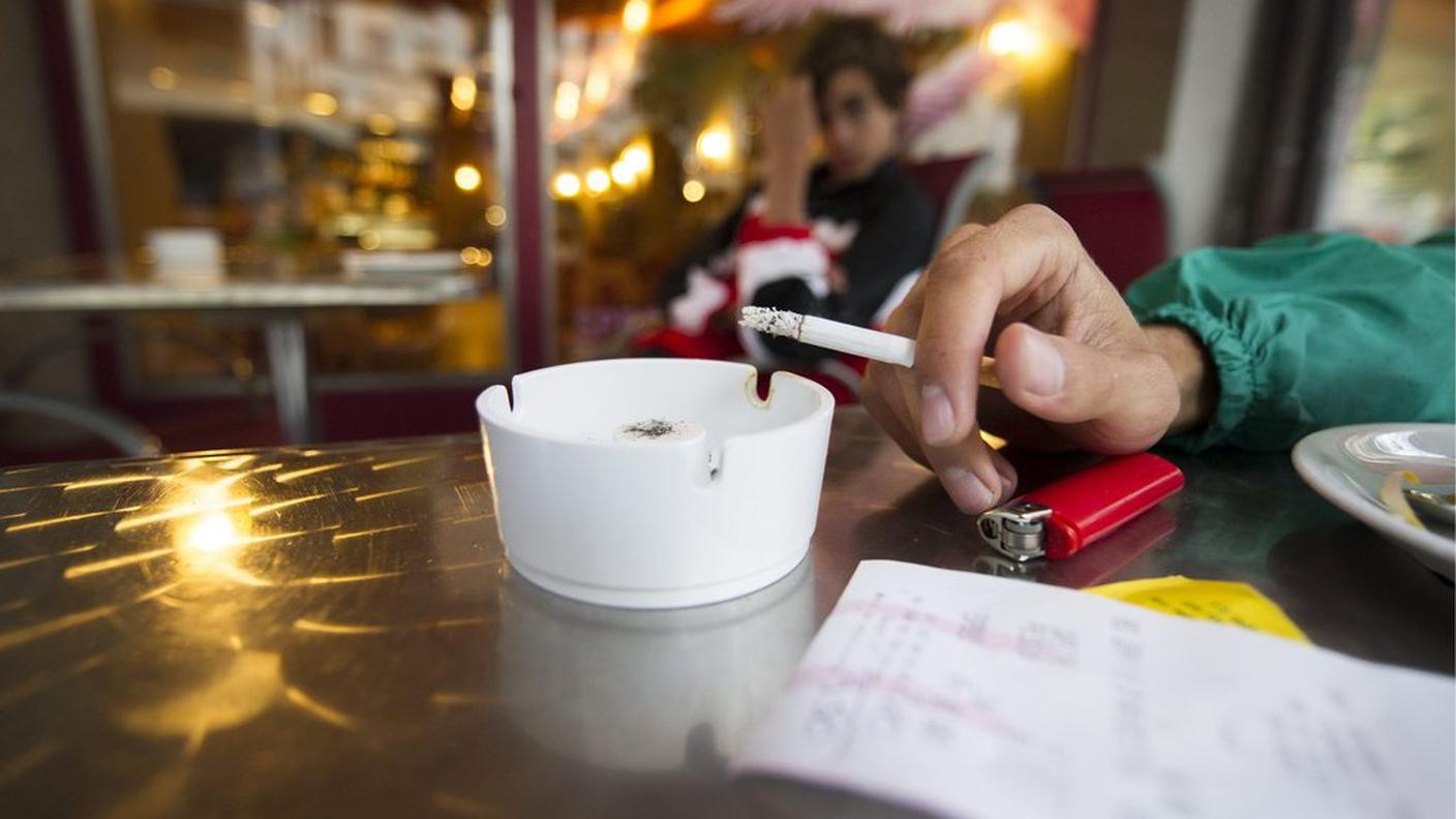 I consumatori di sigarette sono il 17,6% della popolazione