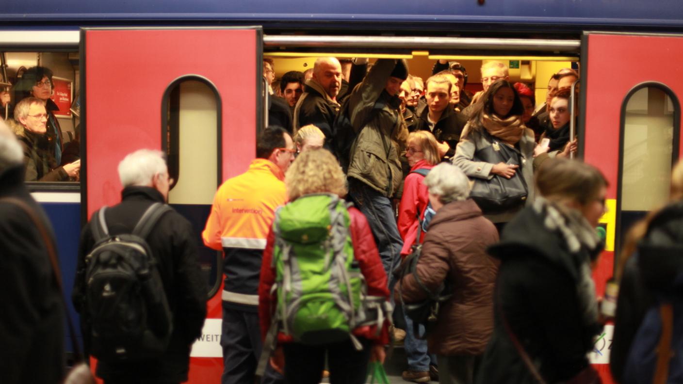 Uso del treno da incentivare a certi orari