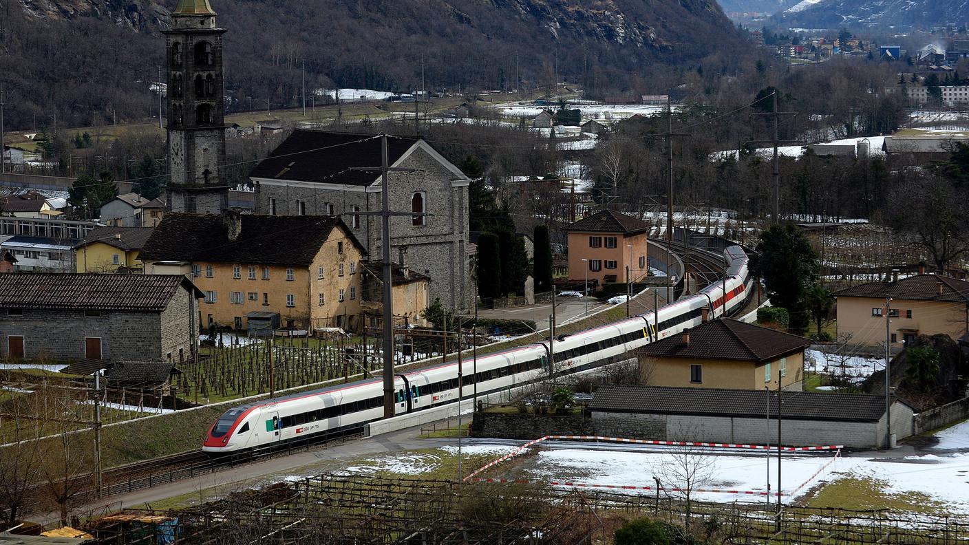 Due macchinari si sono scontrati durante lavori di manutenzione