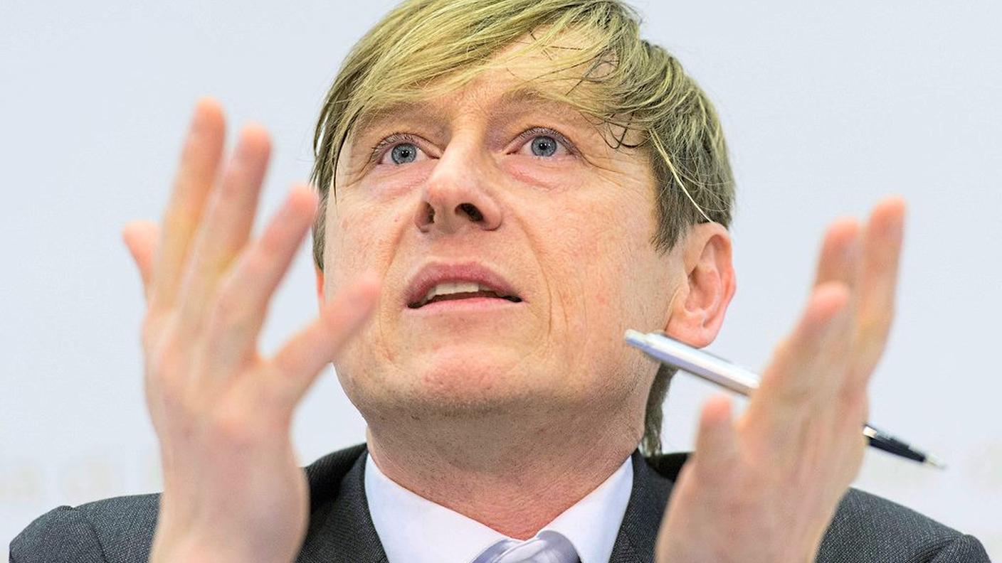 Stefan Meierhans ribadisce: "Lavoriamo di più e abbiamo meno vacanze rispetto ai lavoratori europei"