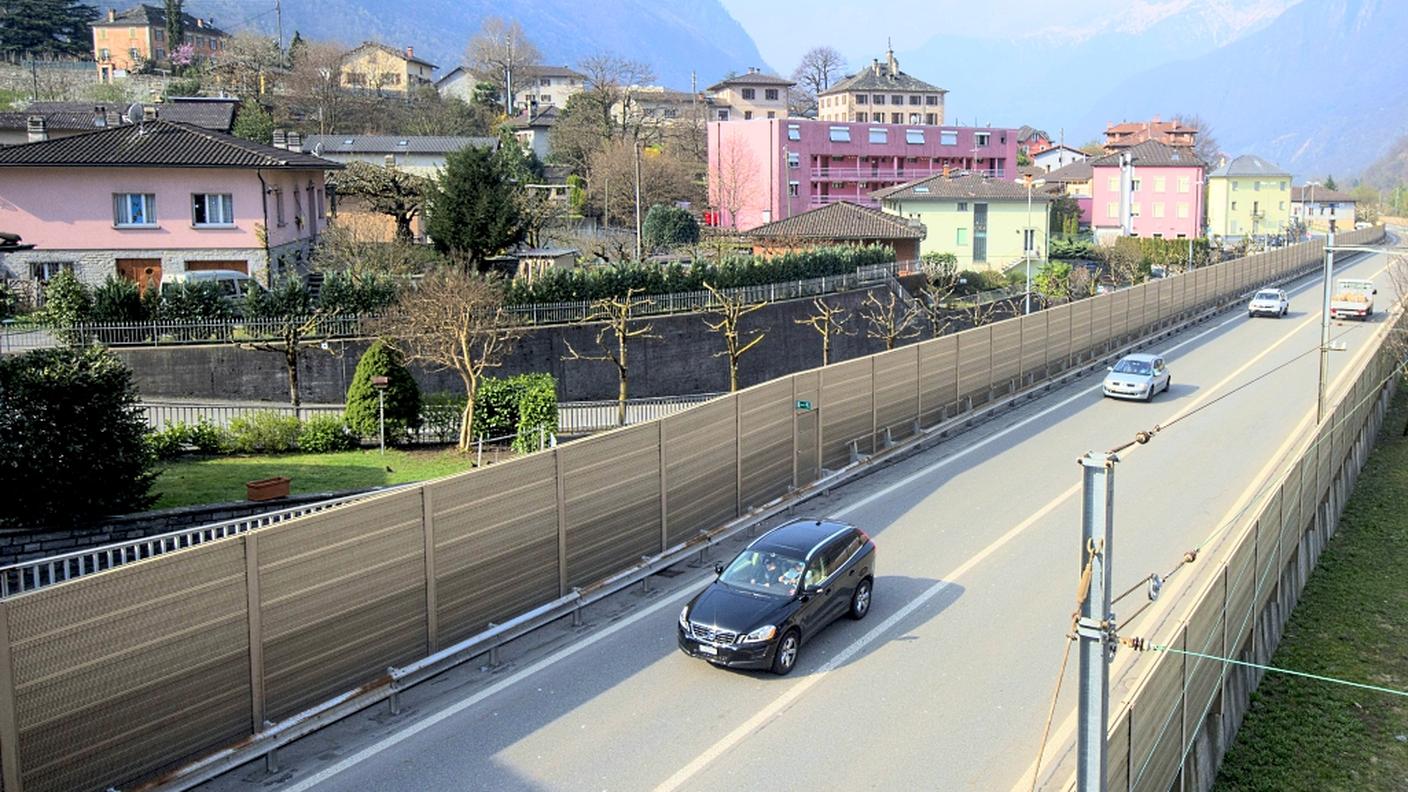 Il traffico sarà deviato sulla cantonale. I camion, invece, saranno fermati