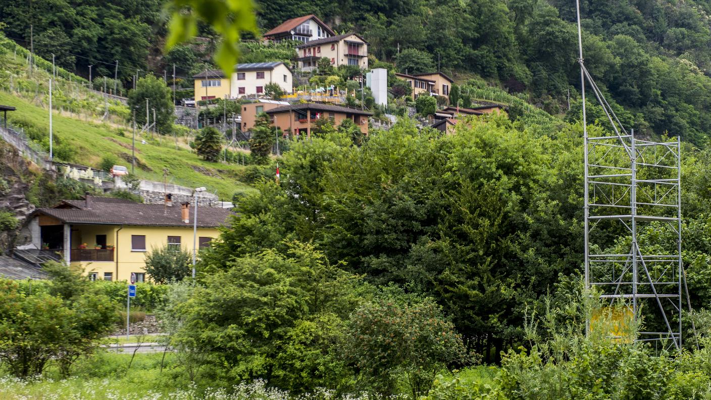La modina a Gudo per la futura antenna