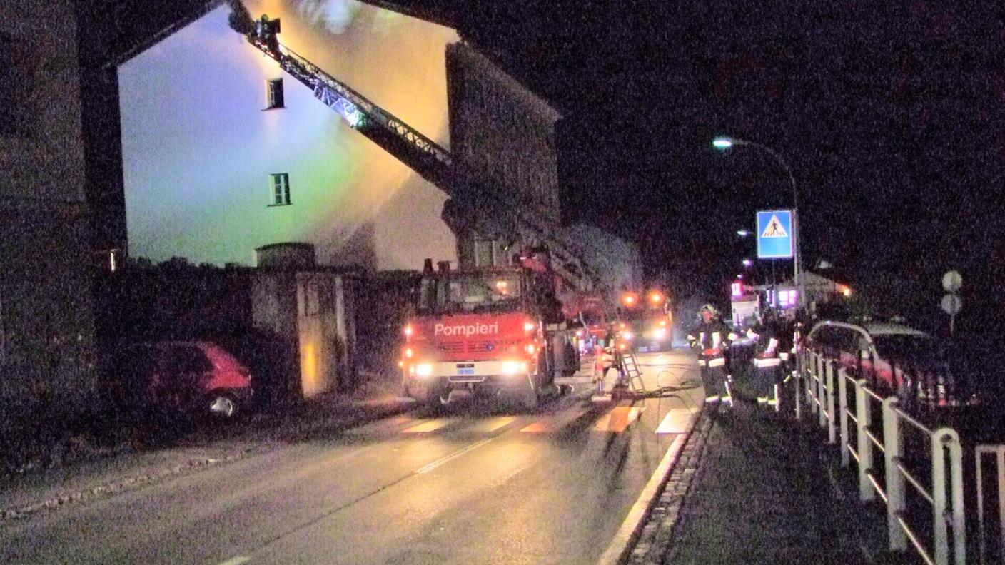 L'incendio a Poschiavo