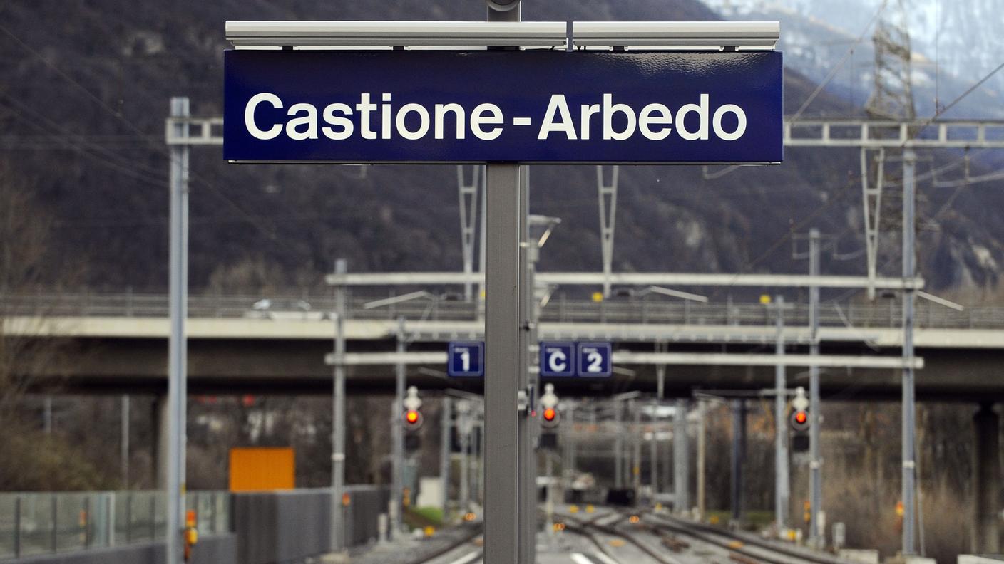 L'alterco si è concluso negli spazi della stazione FFS di Castione-Arbedo