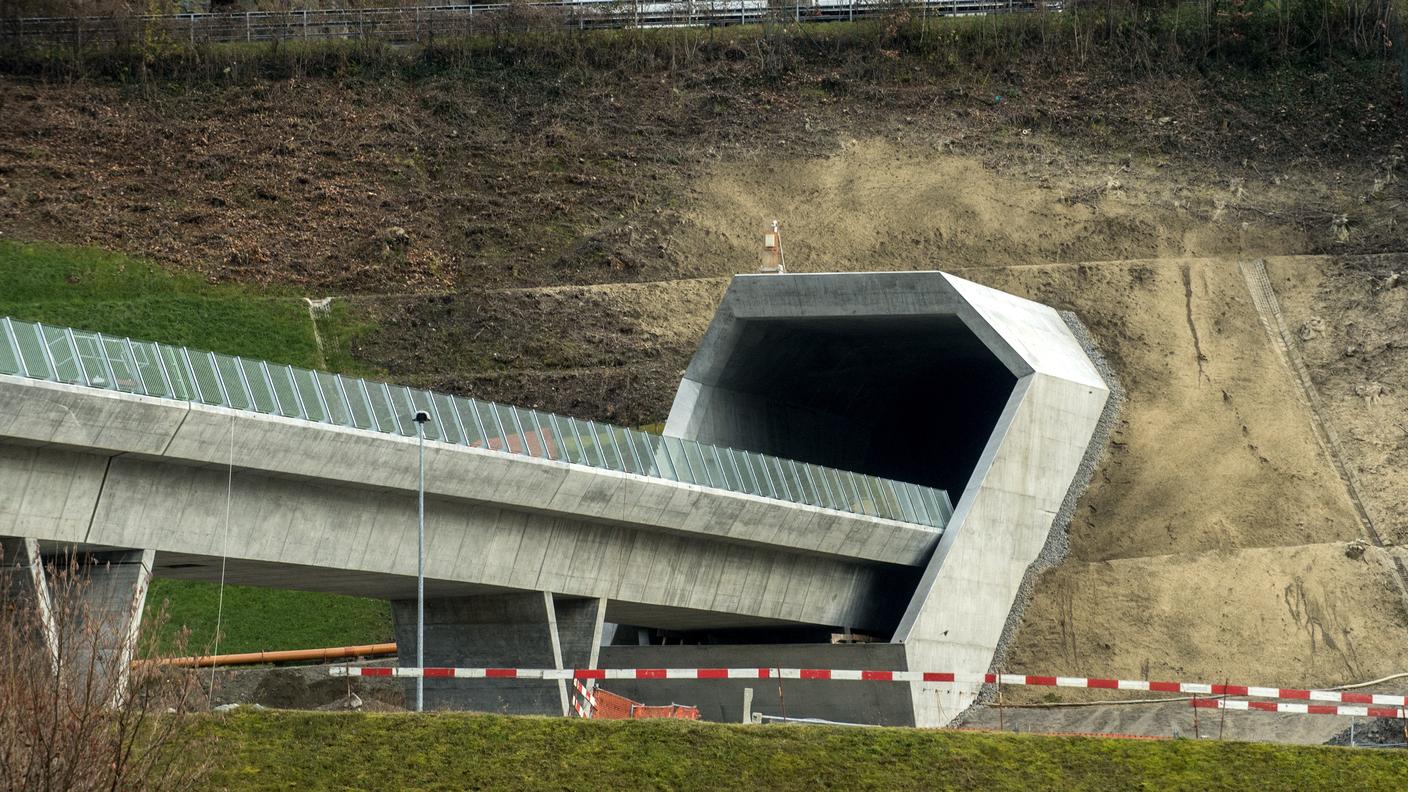 Il nuovo viadotto ferroviario che porta alla galleria di base del Monte Ceneri