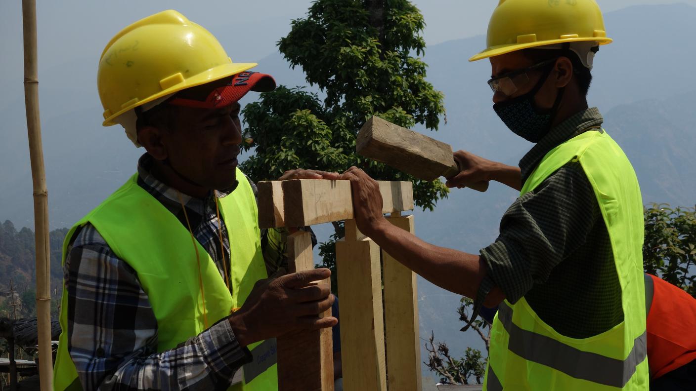 Cantieri aperti in Nepal