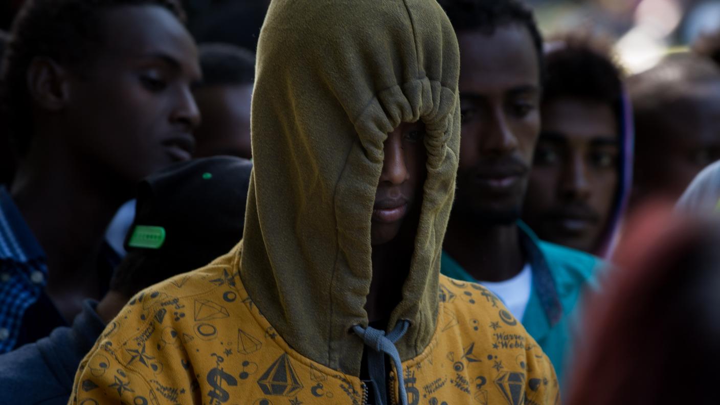 Migranti al confine, archivio