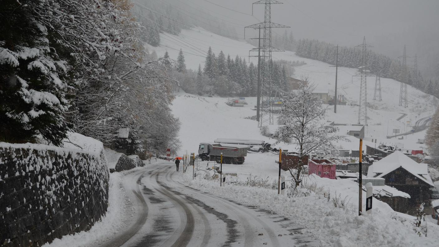 La prima neve in Leventina