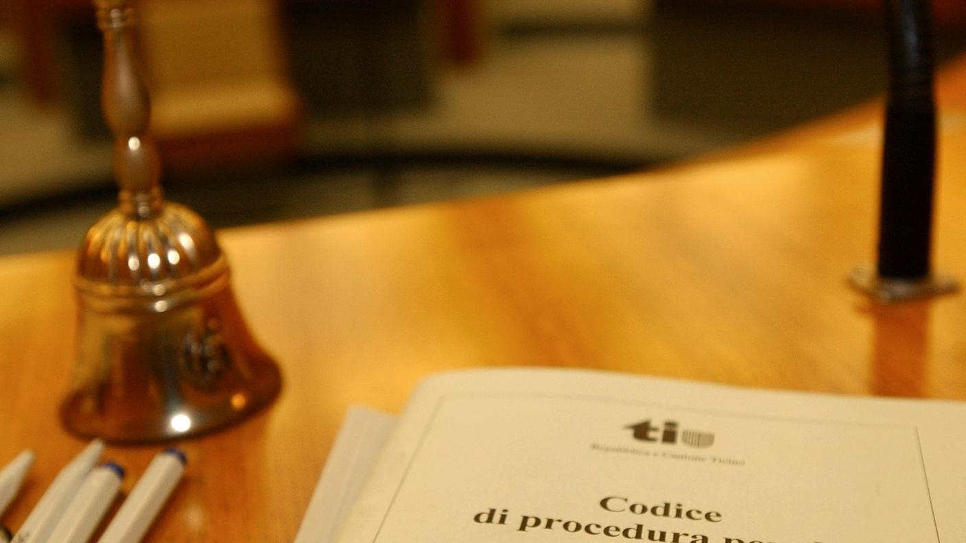 Era accusato di 133 atti sessuali su un adolescente