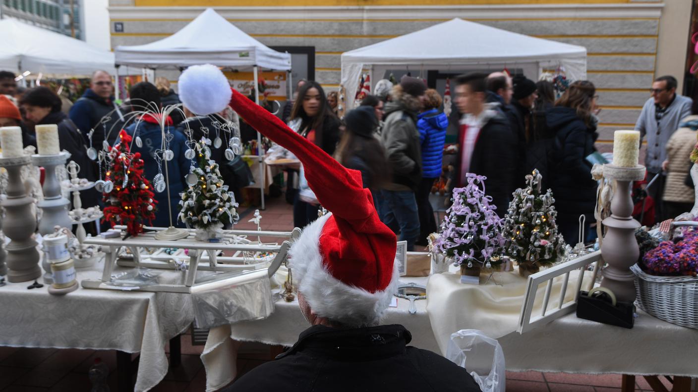 Folletti al mercatino di Natale di Chiasso