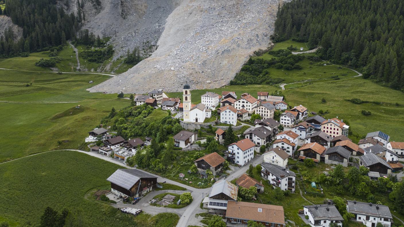 Brienz è stato evacuato lo scorso 12 maggio a causa del pericolo di frana