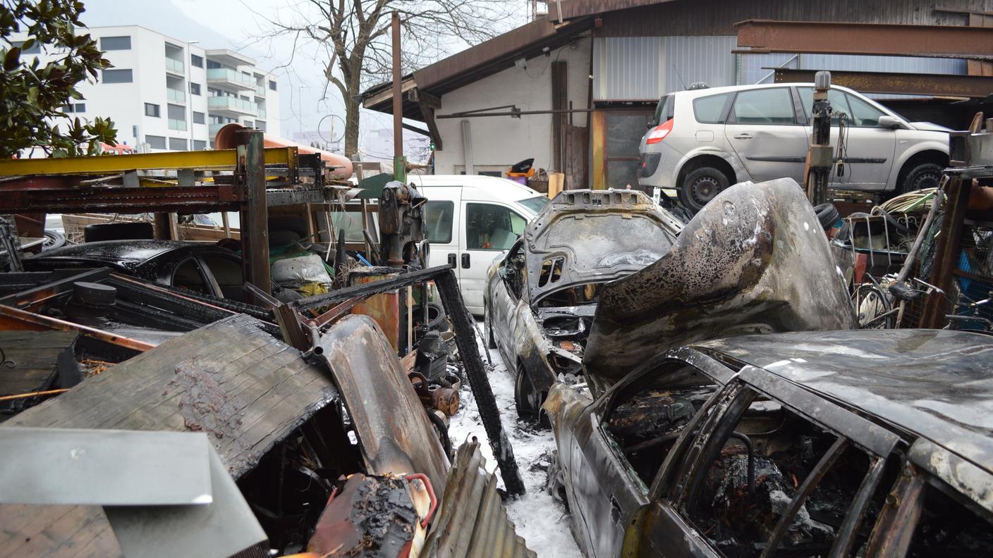 I danni causati dall'incendio 