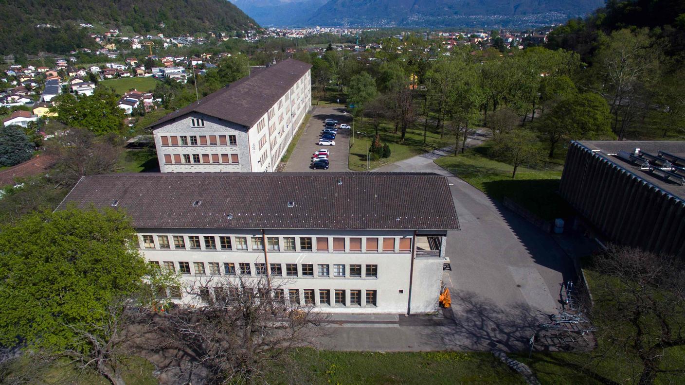 Il centro migranti all'ex caserma ha influito sul calo dei reati a Losone