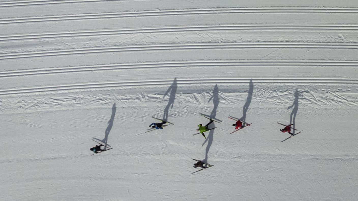 Una veduta aerea delle piste di sci di fondo presso il Centro Sci Nordico di Campra