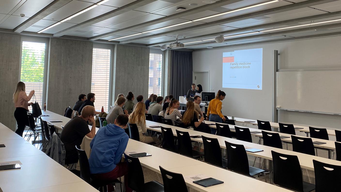 Un lezione del master in medicina all'USI a Lugano