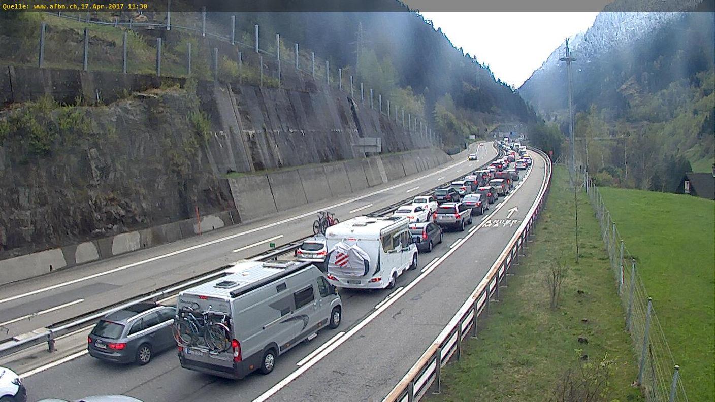 Colonne verso il portale nord del San Gottardo