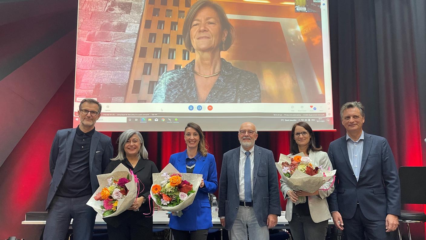 Giovanna Masoni Brenni e gli altri membri del Consiglio regionale