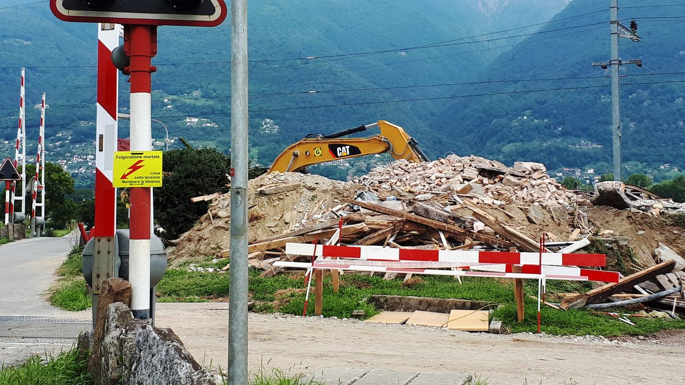 Una foto dopo l'abbattimento