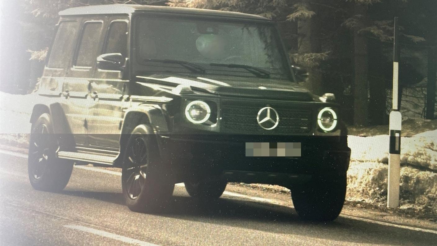 L'auto su cui viaggiava l'automobilista