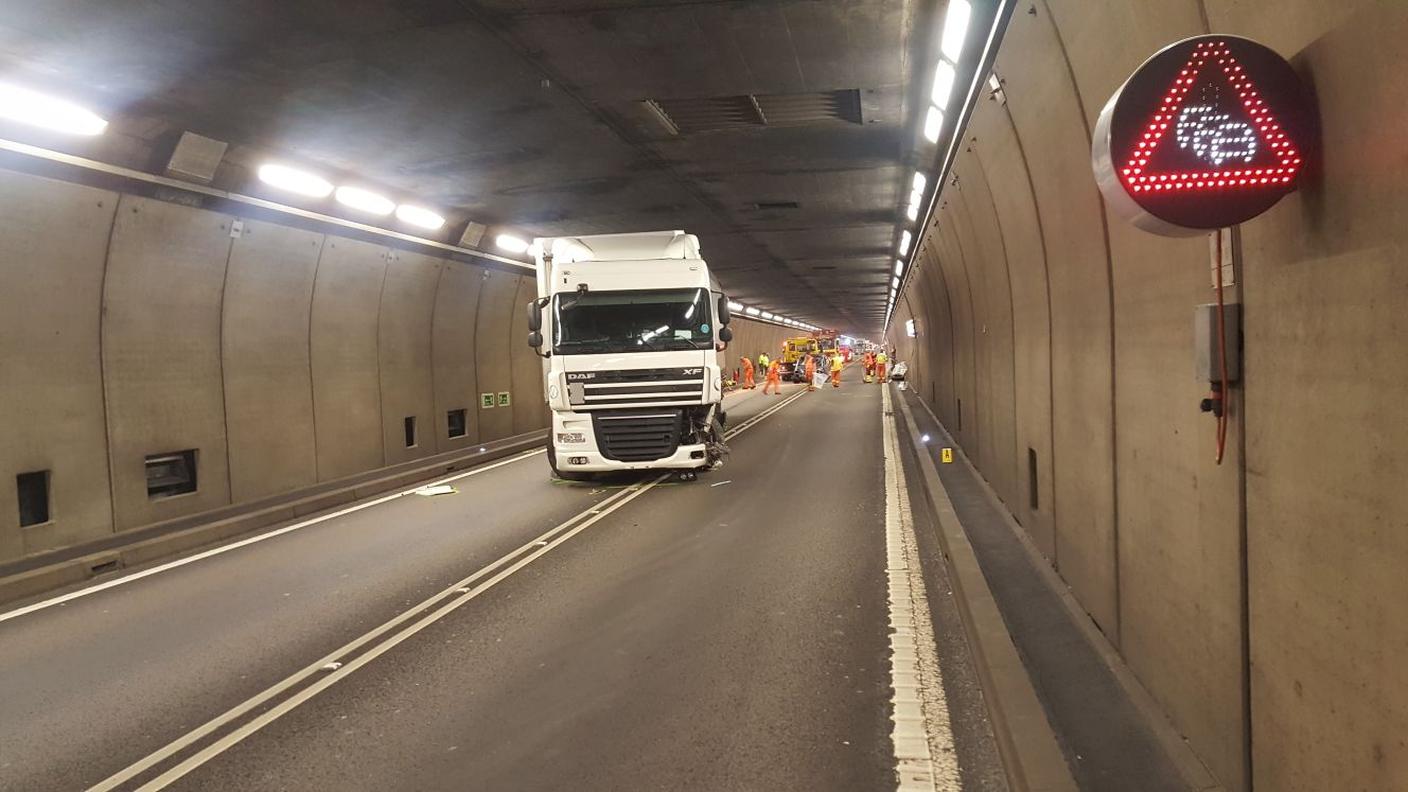 I veicoli coinvolti nell'incidente nel San Gottardo