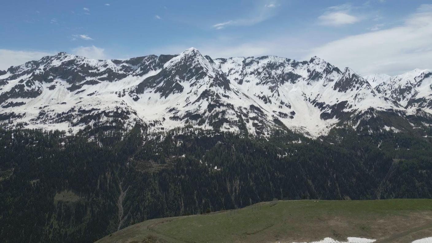 Sopra i 1800-2000 metri è ancora tanta la neve presente sulle montagne ticinesi