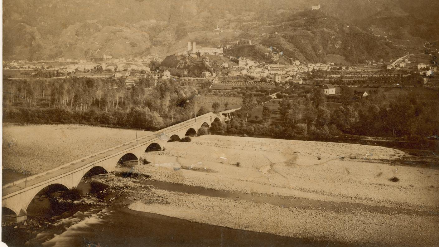 Il ponte della Torretta a Bellinzona nel 1895 circa