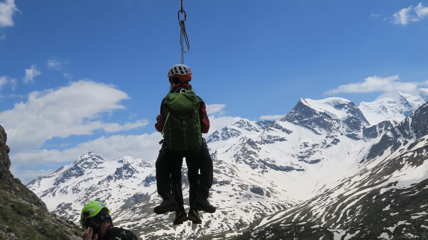 Intervento di salvataggio in montagna