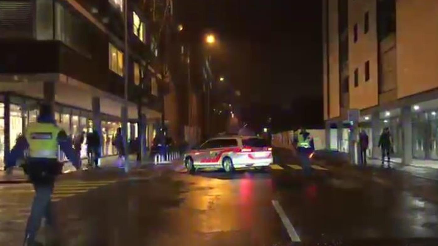 La zona sbarrata dalla polizia