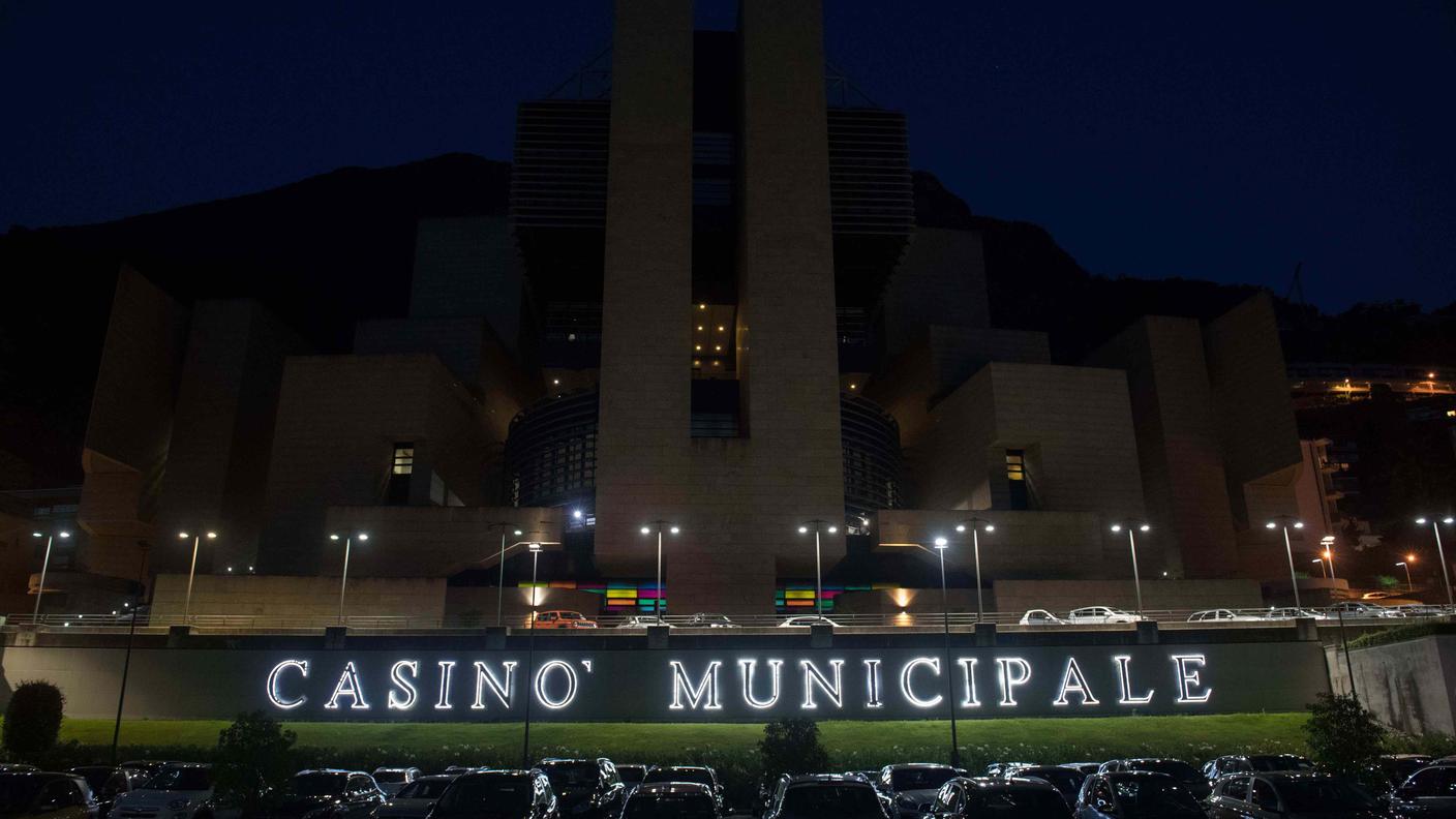 Non si riaccenderanno nell'immediato le luci del Casinò di Campione