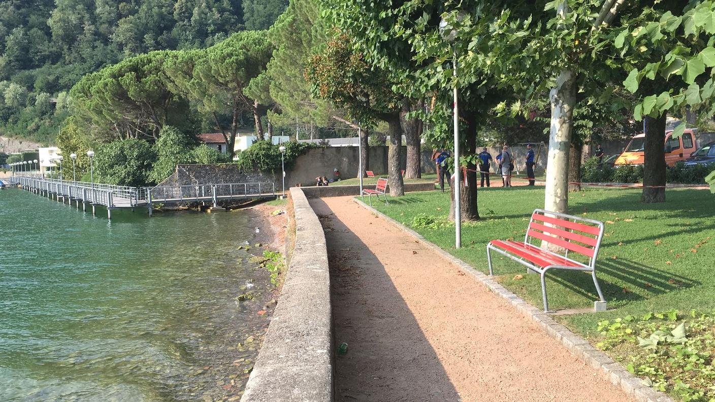 Il ragazzo è improvvisamente scomparso nelle acque