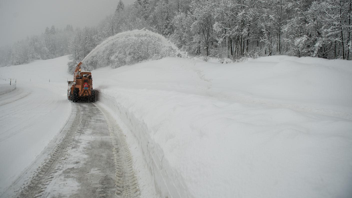 Serie di ricorsi sugli appalti per lo sgombero della neve