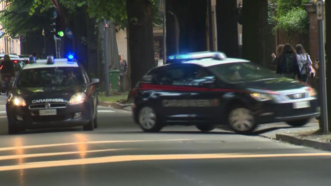 Carabinieri in azione...