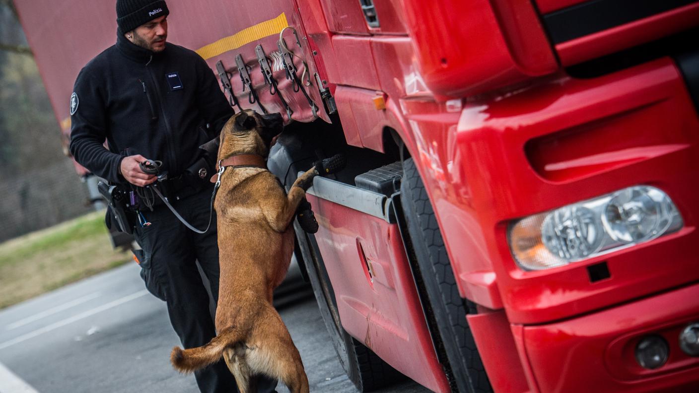 Controlli antidroga sull'A2