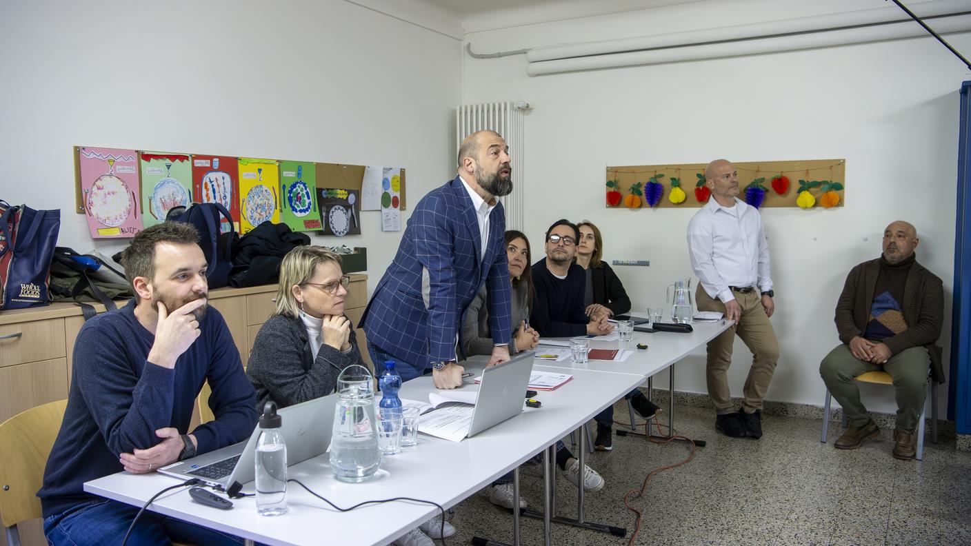 Un momento della serata informativa a Rovio