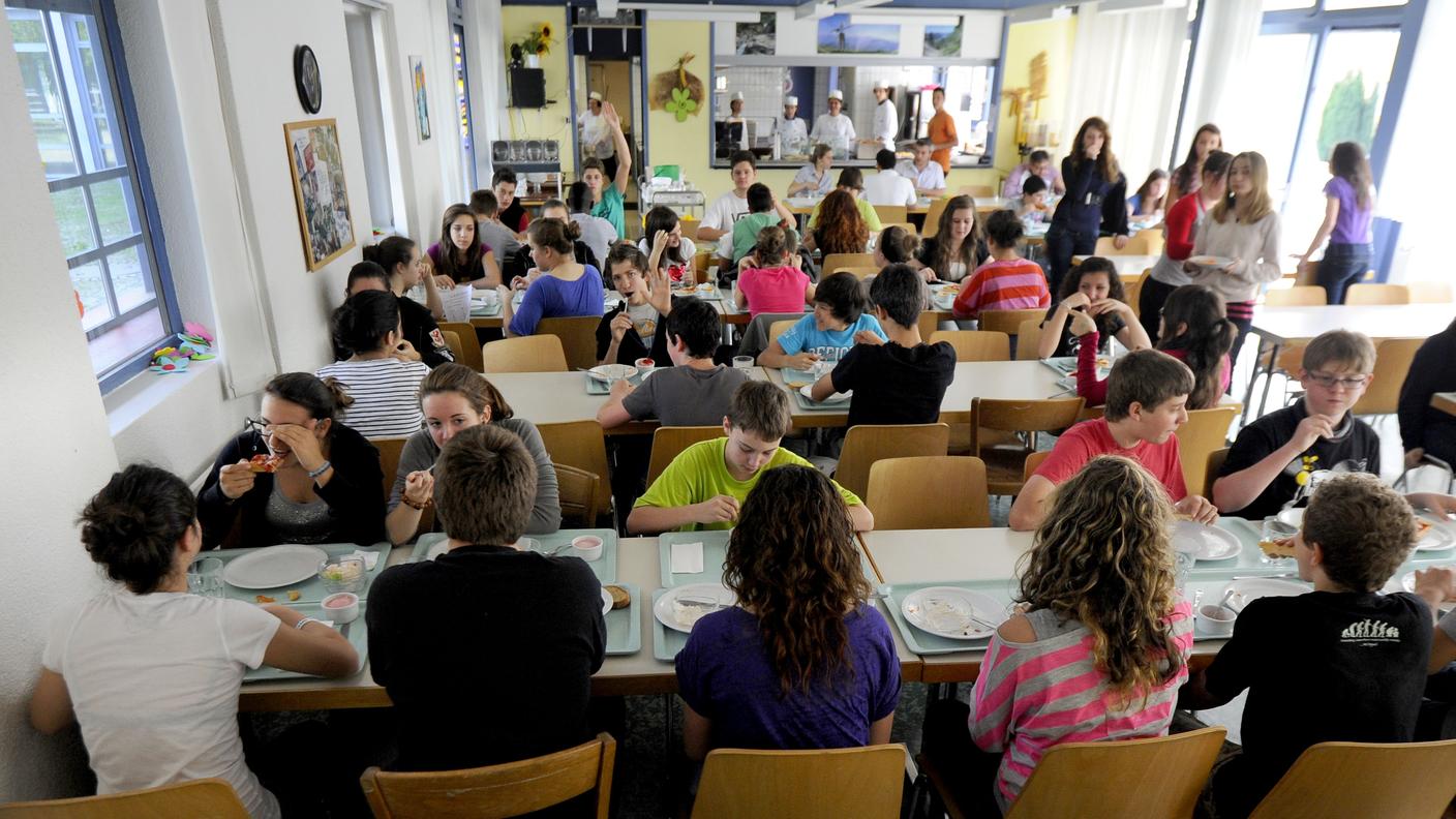 Le scuole seguono delle direttive che aiutano a limitare il consumo di zuccheri nei ragazzi