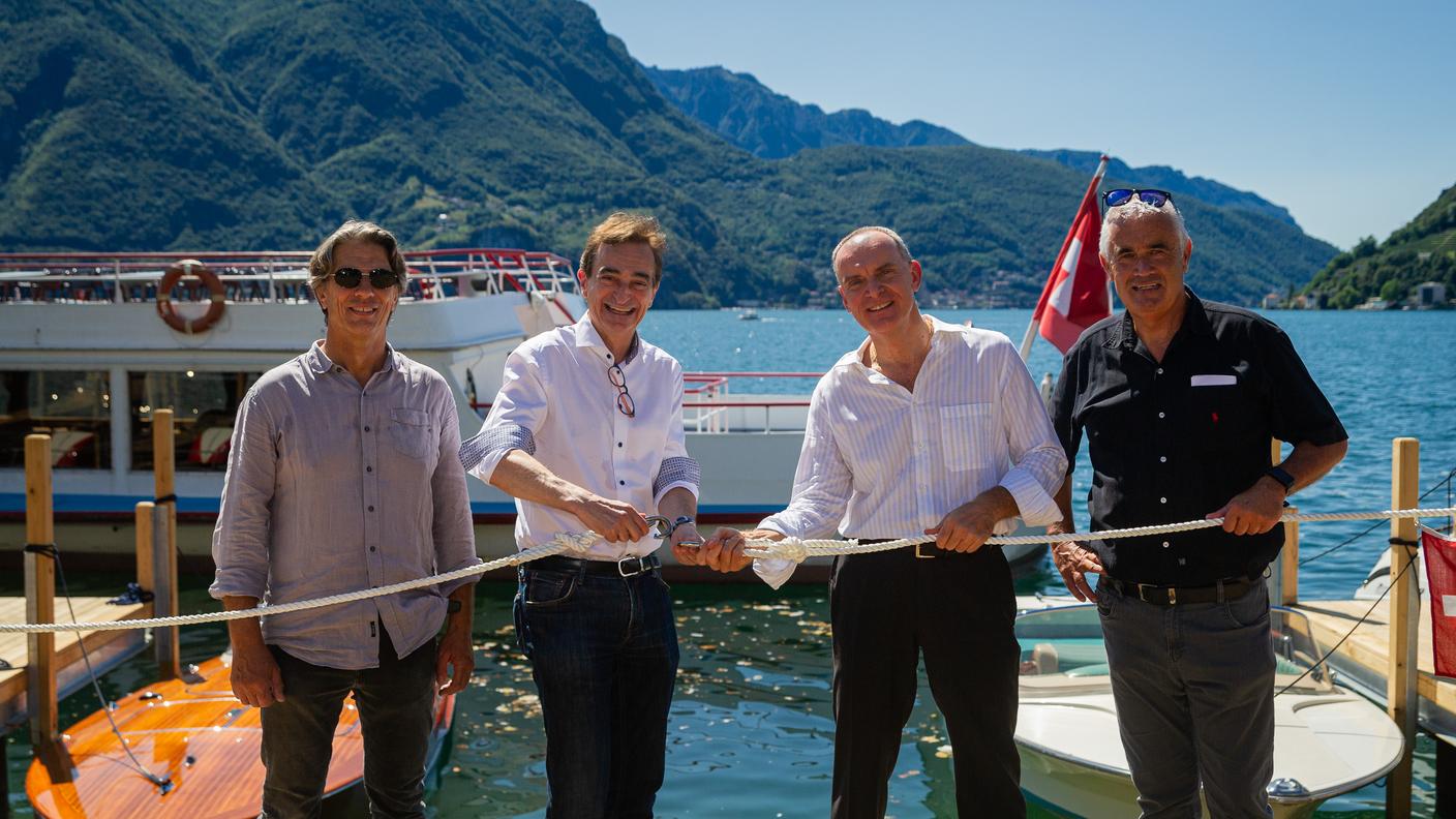 L'inaugurazione il 29 luglio, con l'architetto, il sindaco Borradori, il vice Badaracco e il capo ufficio eventi Schnellmann