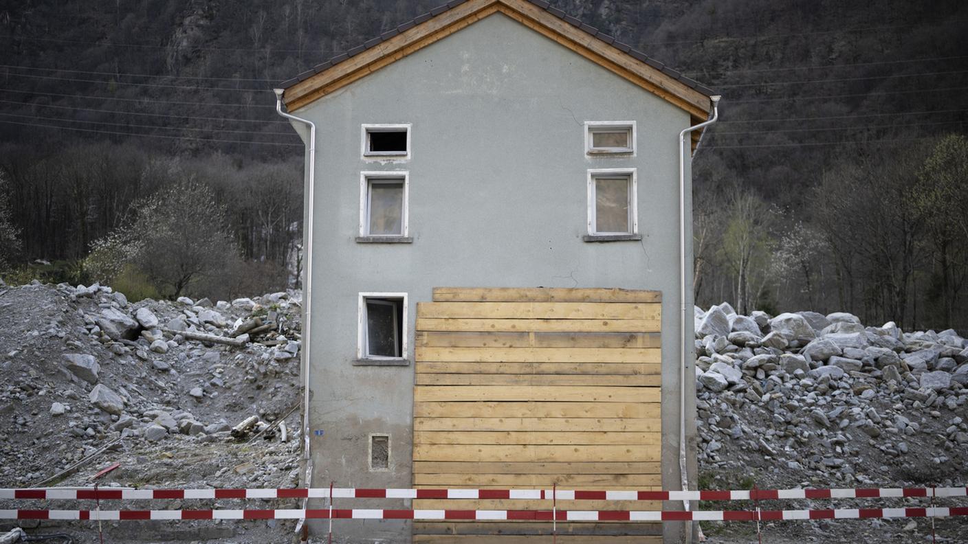 “Mettere in sicurezza l’intero conoide è impossibile, non è pensabile creare una grossa diga”, ha affermato l'ingegnere Christian Tognacca