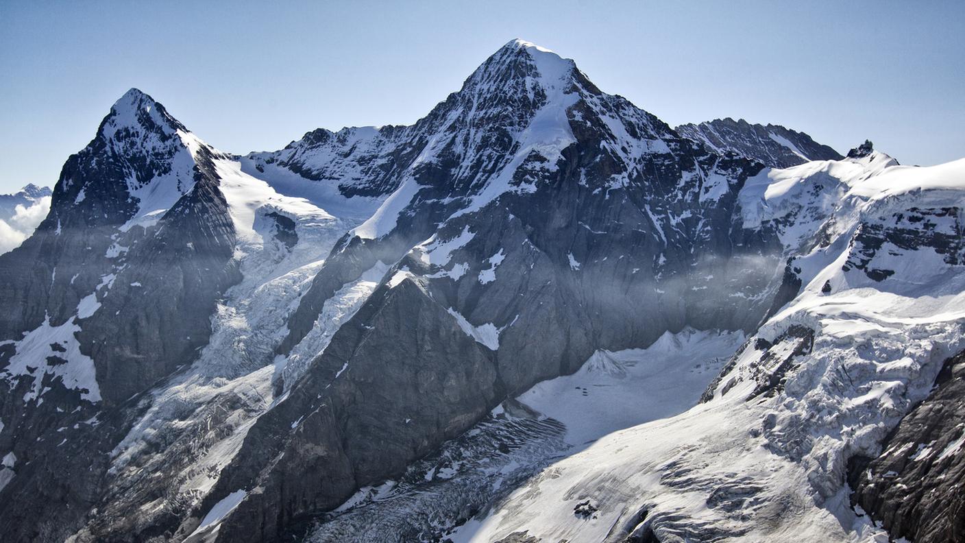 Una vista aerea della zona dell'Eiger e del Moench