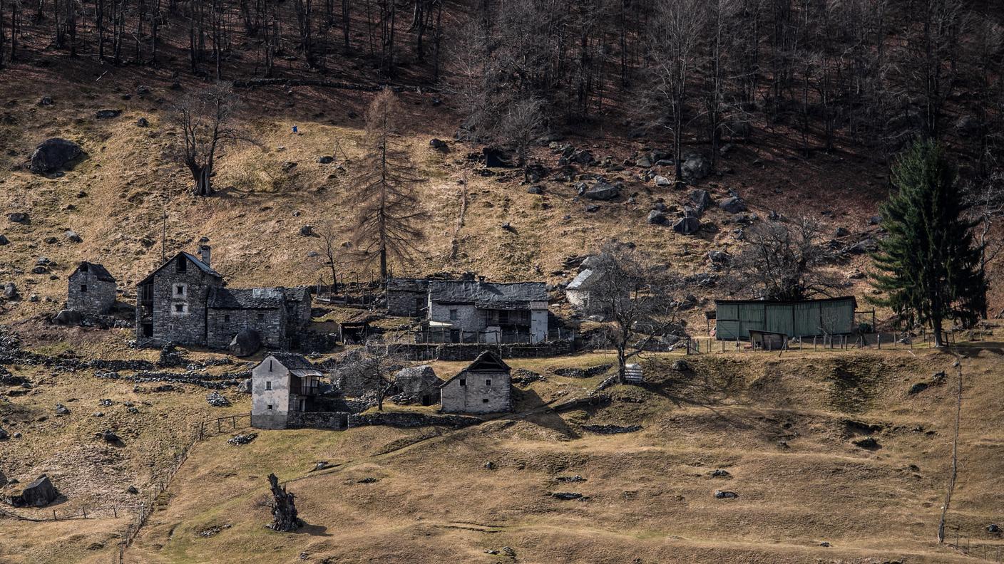 Un gruppo di rustici in Valle Onsernone