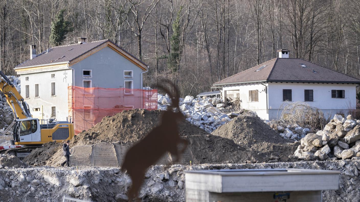 Una veduta della località di Sorte, devastata dall'alluvione, durante i lavori di messa in sicurezza