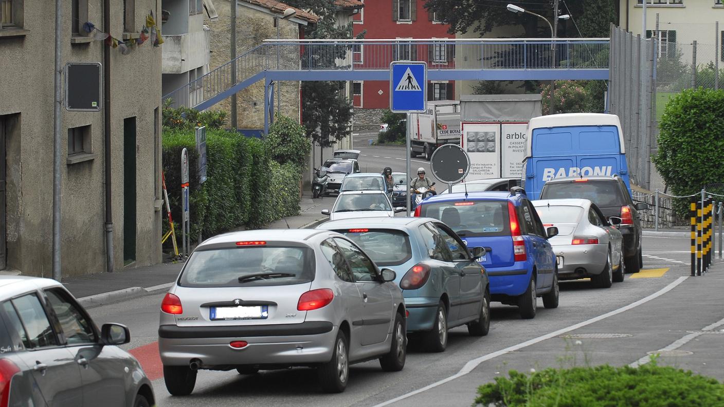 L'iniziativa vuole evitare colonne e inquinamento sulle strade di transito verso i negozi