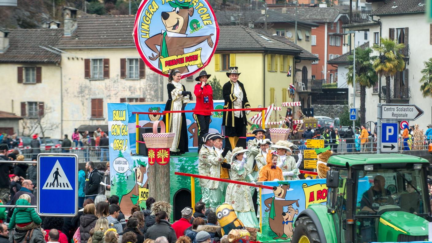 Il carro reale durante uno degli ultimi cortei