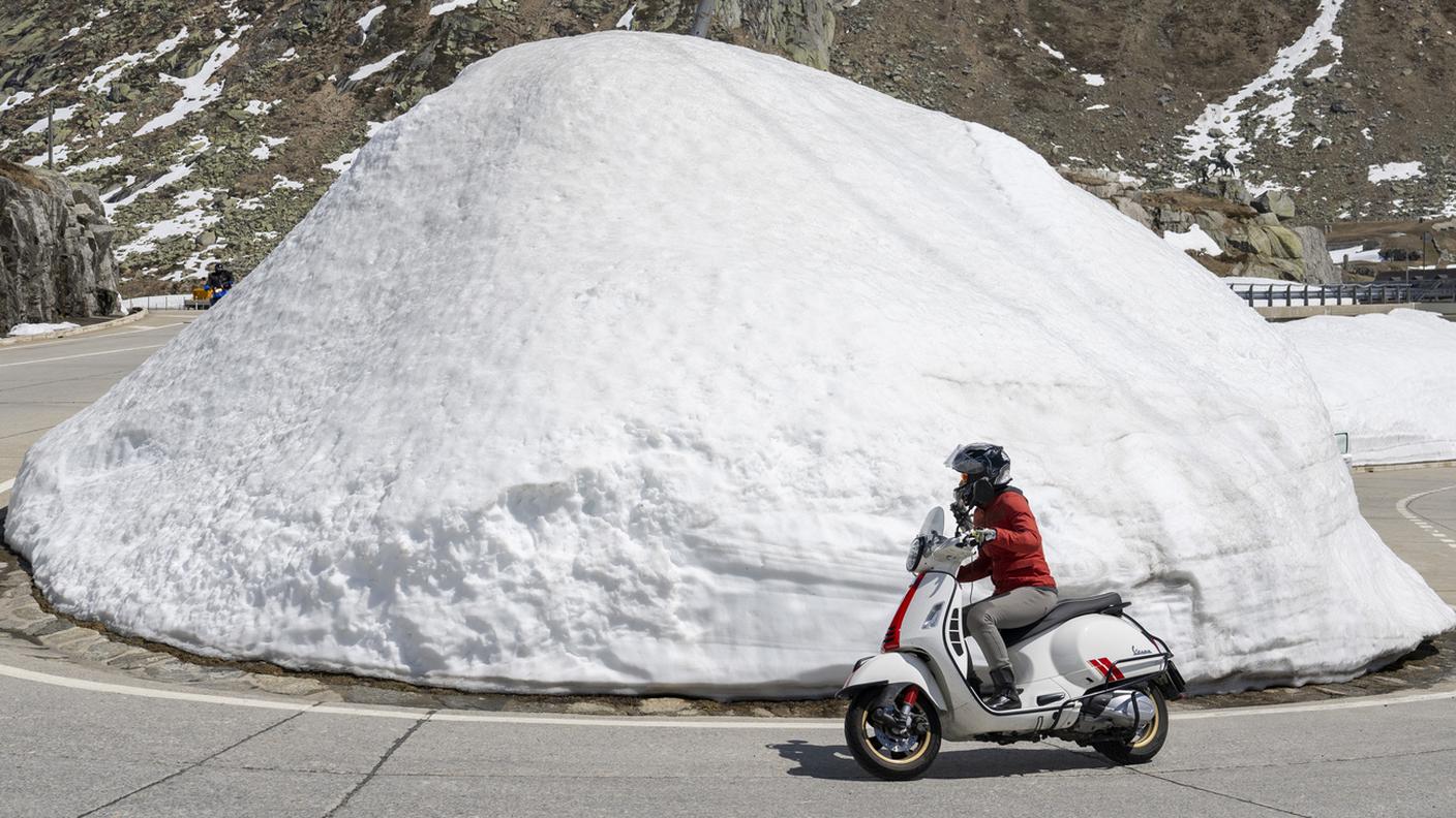 In scooter sul Passo