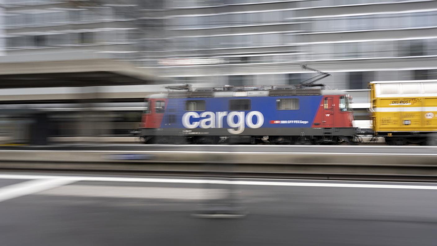 Un calo d'attività impone i tagli