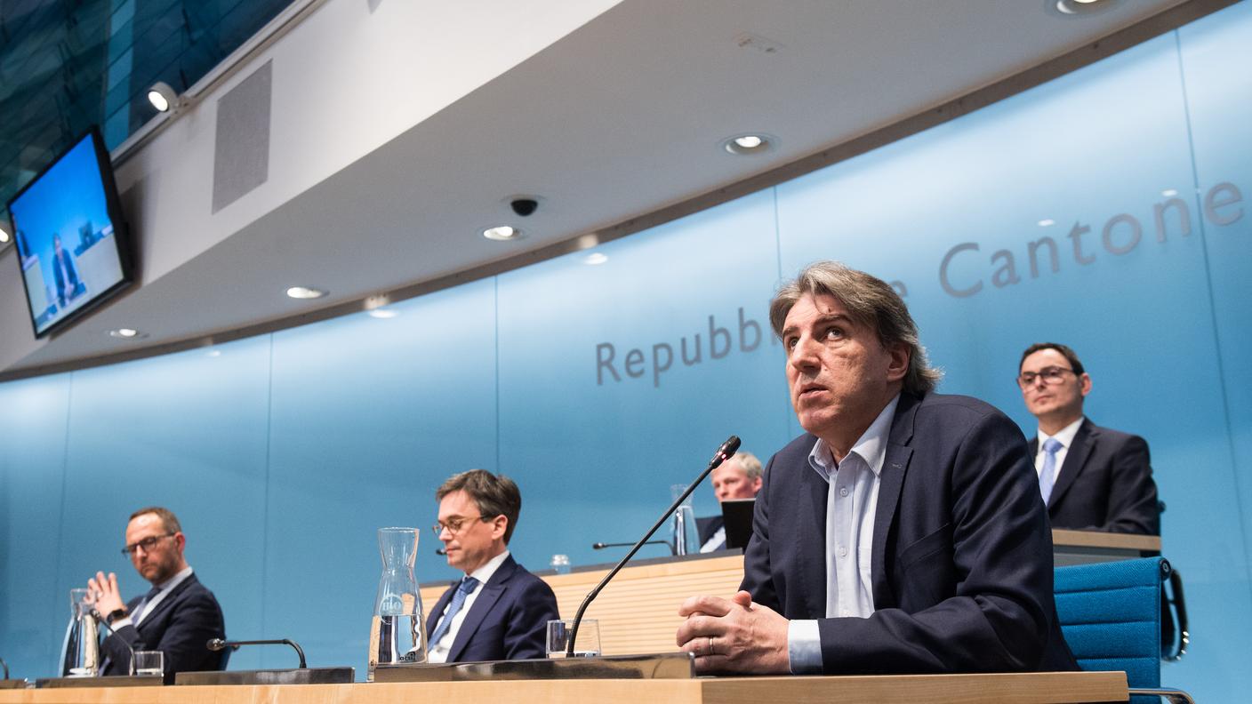 Manuele Bertoli, in primo piano, durante una conferenza stampa del Consiglio di Stato (foto d'archivio)