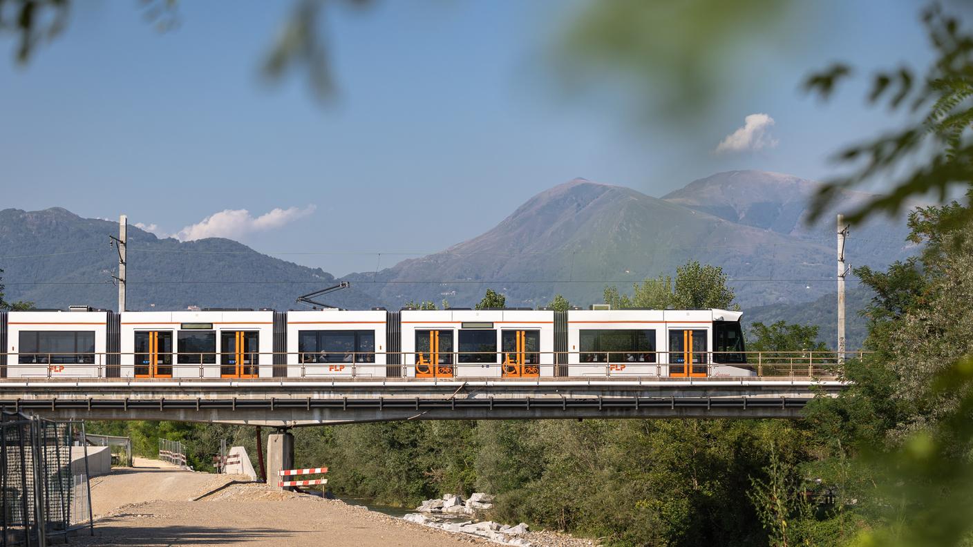 Il tram c'è, la linea diretta in centro città non ancora