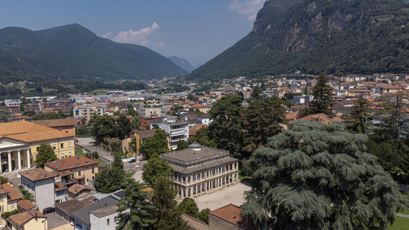 Troppi terreni edificabili, si taglia