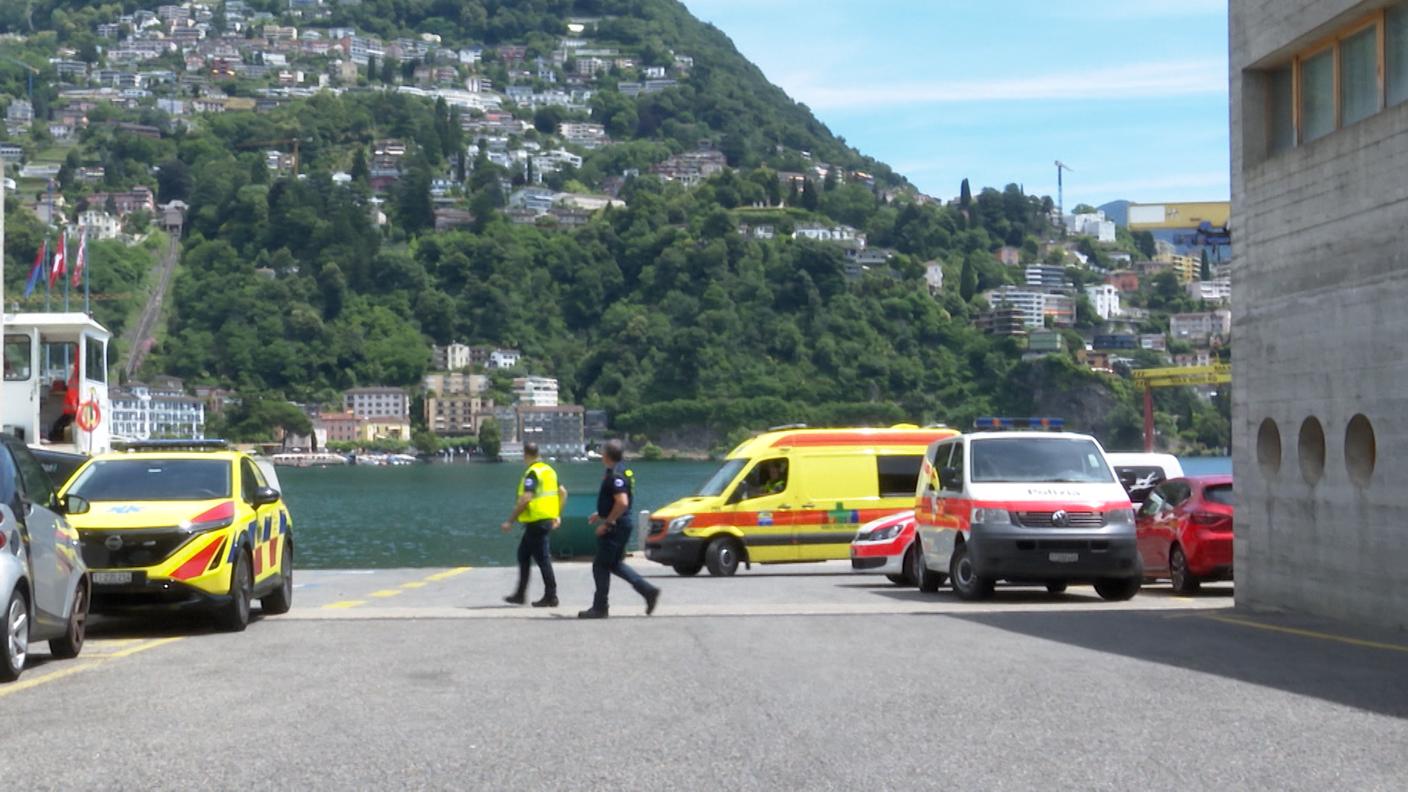 La polizia e servizi di soccorso giunti sul posto